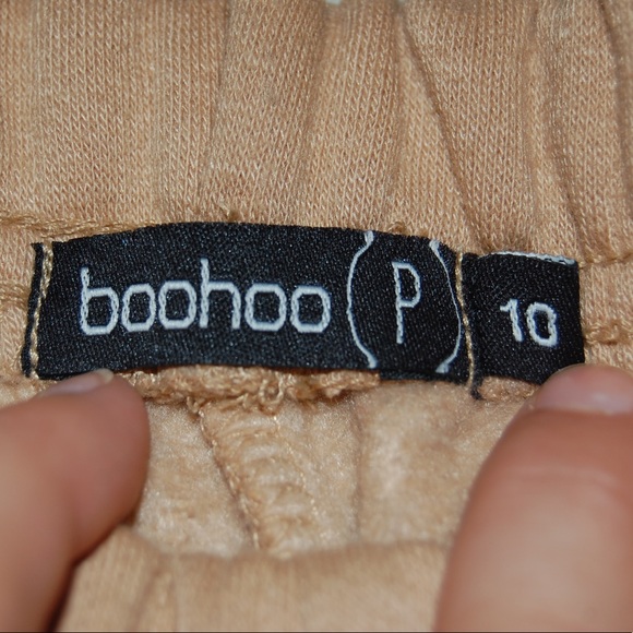 *New* Boohoo Petite Oversize Sweatpants - Picture 4 of 4